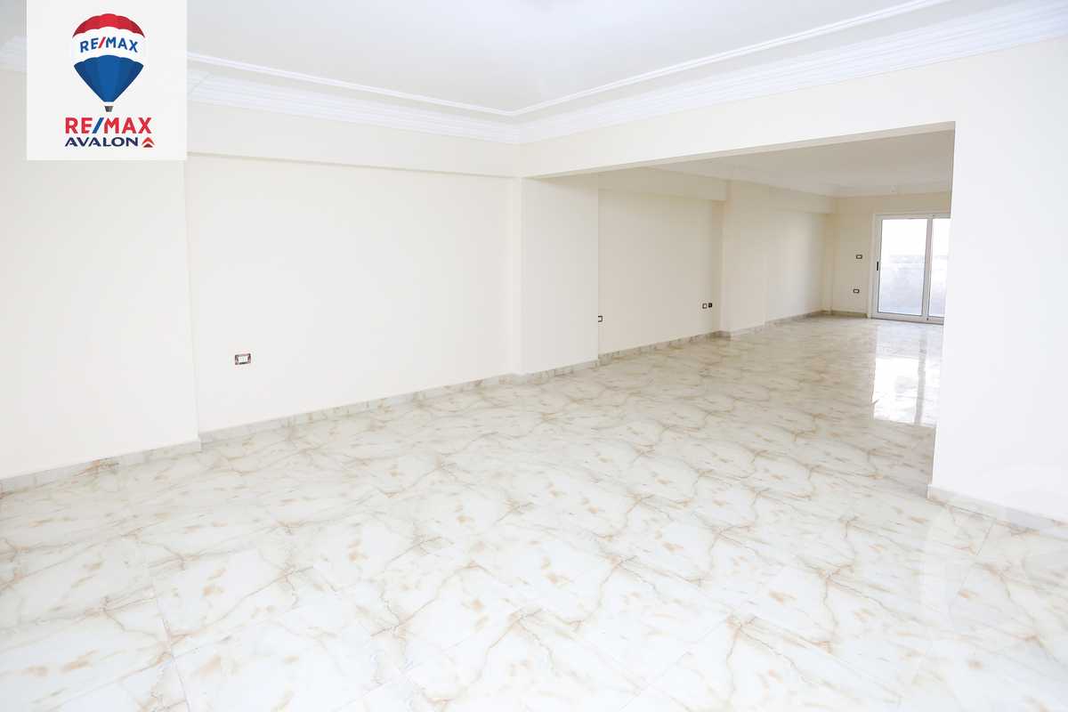 https://aqarmap.com.eg/en/listing/5857491-for-rent-alexandria-glim-mostafa-maher-st