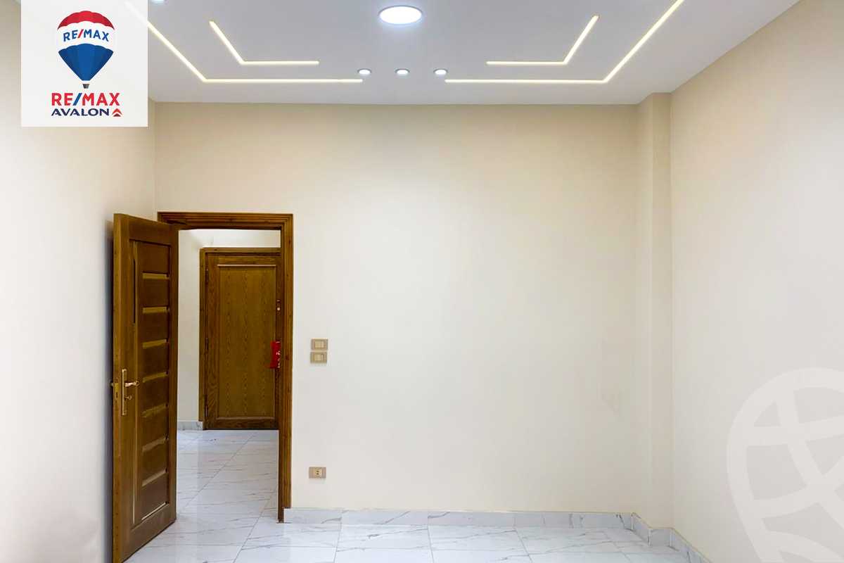 https://aqarmap.com.eg/en/listing/5863722-for-rent-alexandria-l-zryt-champollion-st
