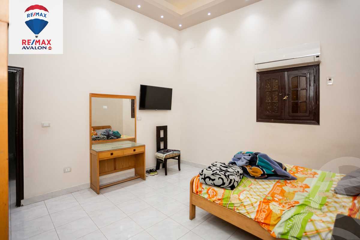 https://aqarmap.com.eg/en/listing/5863762-for-rent-alexandria-l-zryt-champollion-st