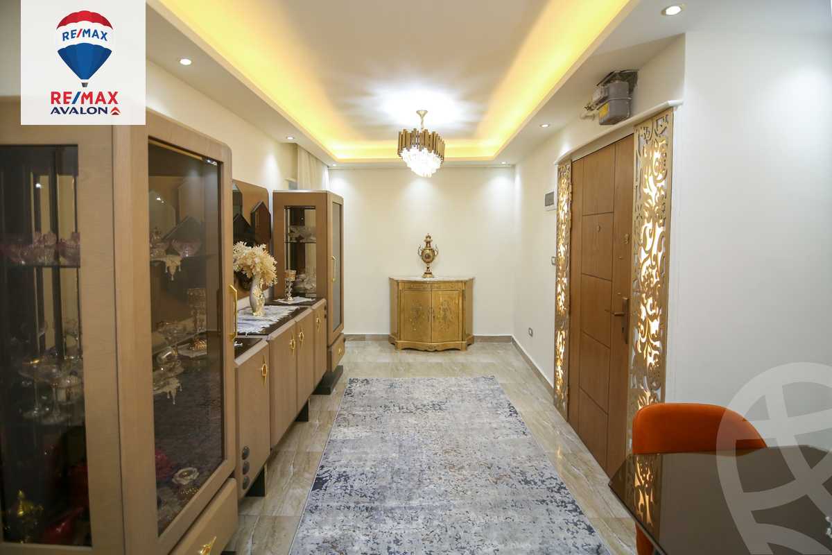 https://aqarmap.com.eg/en/listing/5867621-for-sale-alexandria-bolekly-dr-borgi-st
