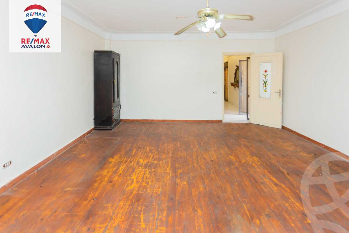 https://aqarmap.com.eg/en/listing/5879396-for-sale-alexandria-sporting-shr-bwr-s-yd
