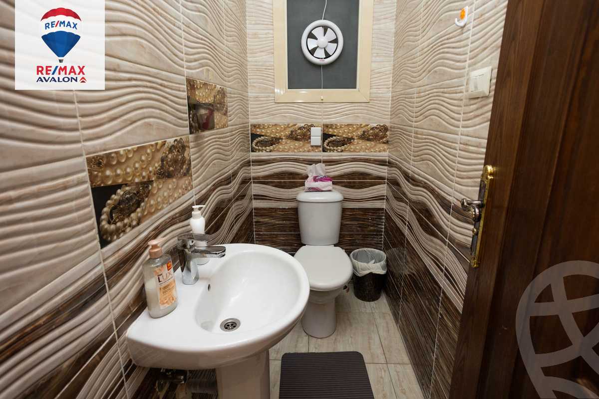 https://aqarmap.com.eg/ar/listing/5819434-for-sale-alexandria-miami-el-gaish-rd-st