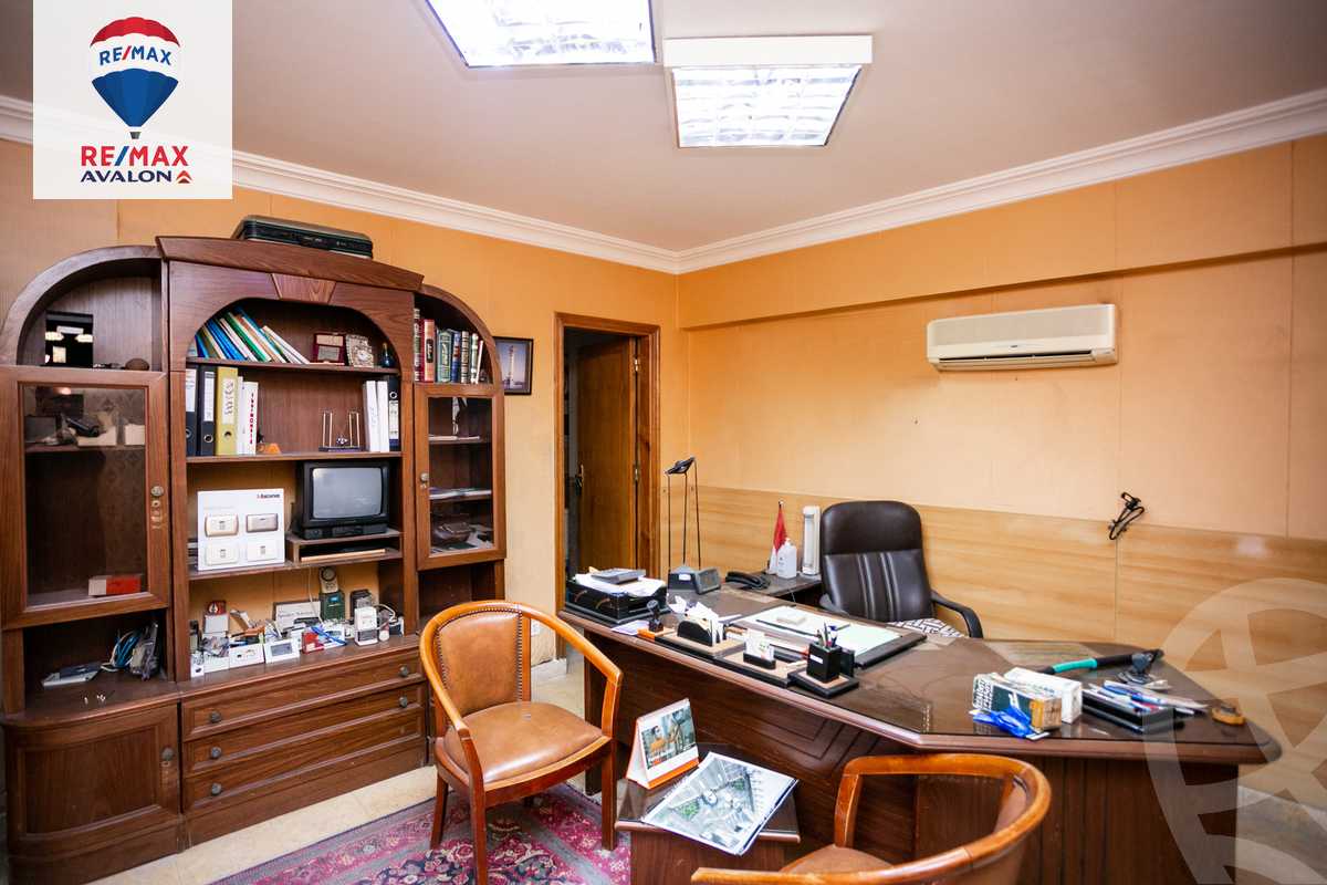https://aqarmap.com.eg/en/listing/5925350-for-sale-alexandria-lauran-bd-lslm-rf