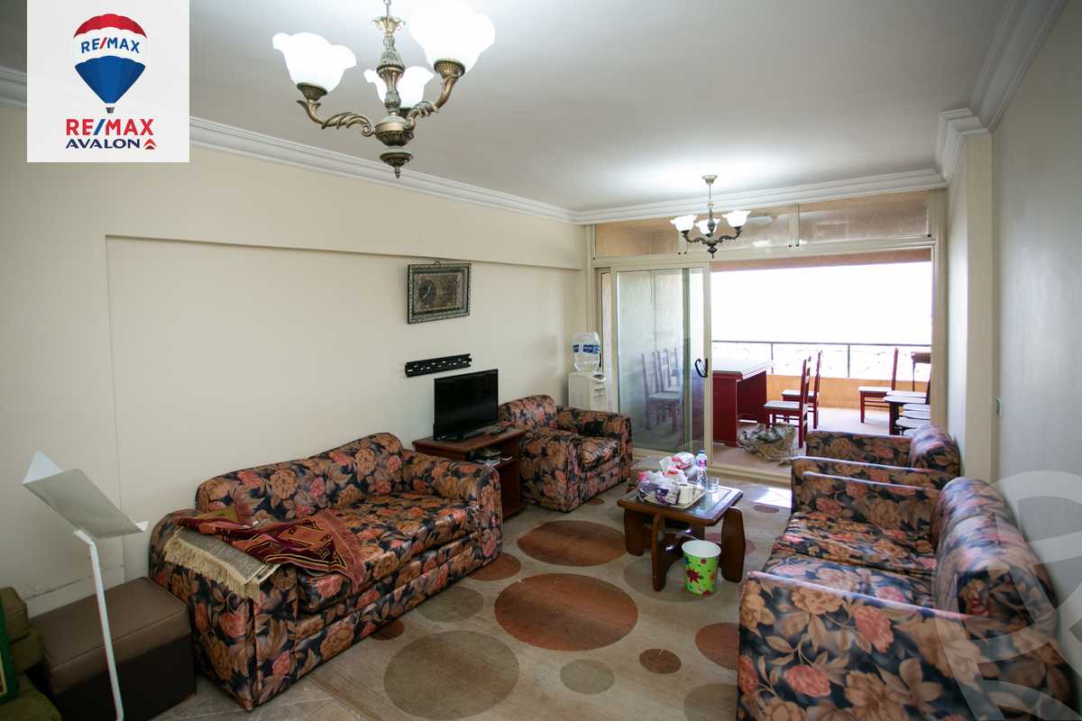 https://aqarmap.com.eg/en/listing/5937883-for-sale-alexandria-el-montazah-compounds-in-el-montazah-royal-plaza-compound-al-halawany