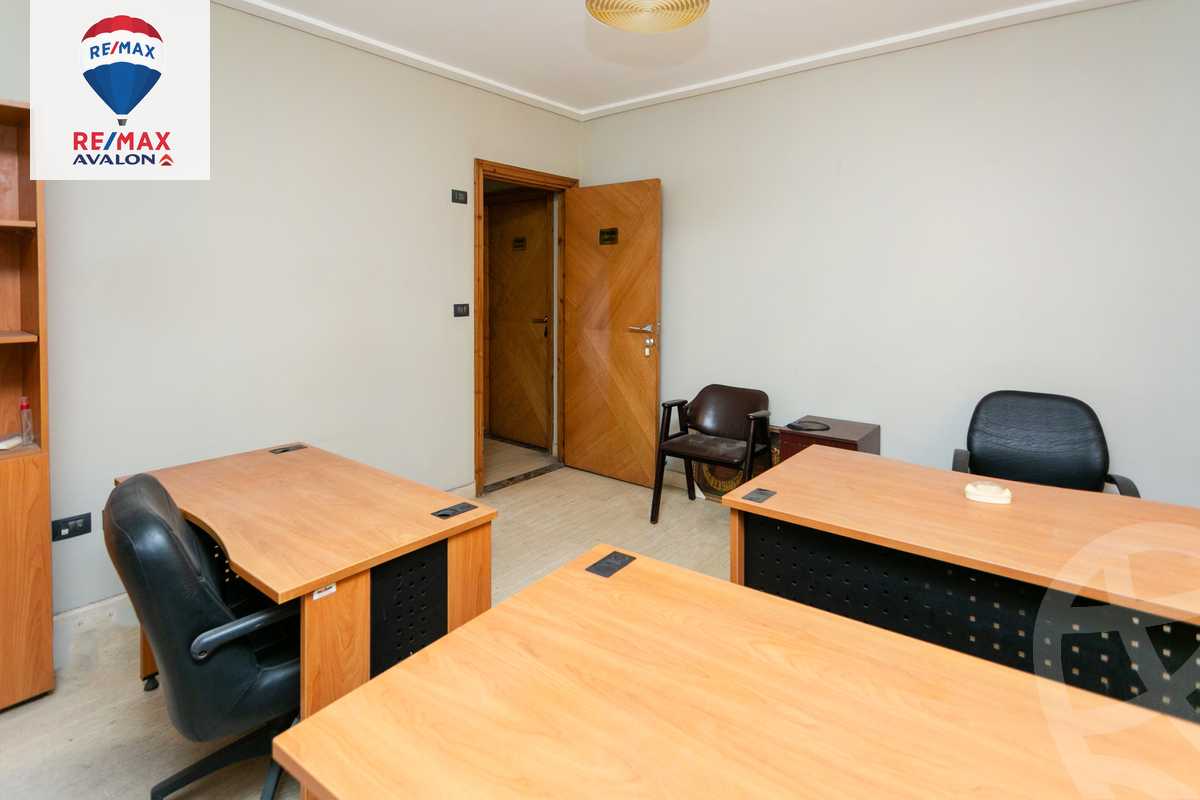 https://aqarmap.com.eg/en/listing/5939927-for-sale-alexandria-el-chatby