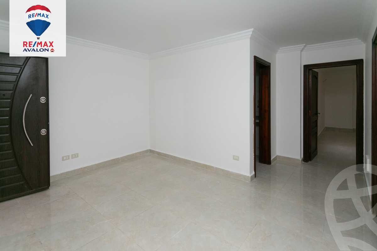 https://aqarmap.com.eg/en/listing/5948528-for-rent-alexandria-l-zryt-champollion-st