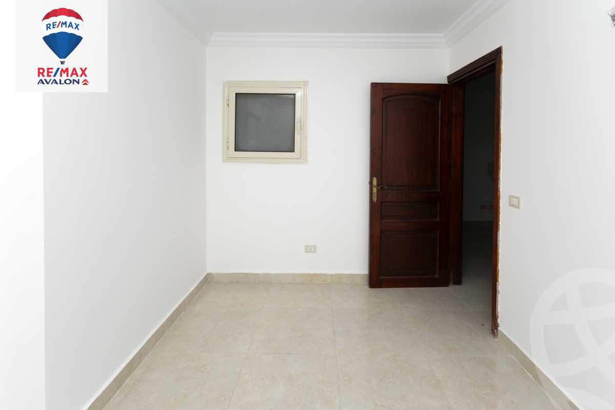 https://aqarmap.com.eg/en/listing/5948528-for-rent-alexandria-l-zryt-champollion-st