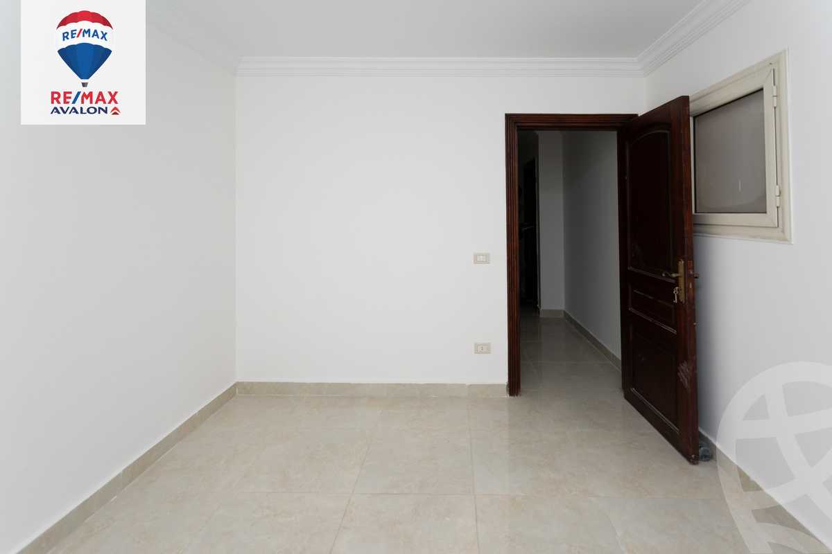 https://aqarmap.com.eg/en/listing/5948528-for-rent-alexandria-l-zryt-champollion-st