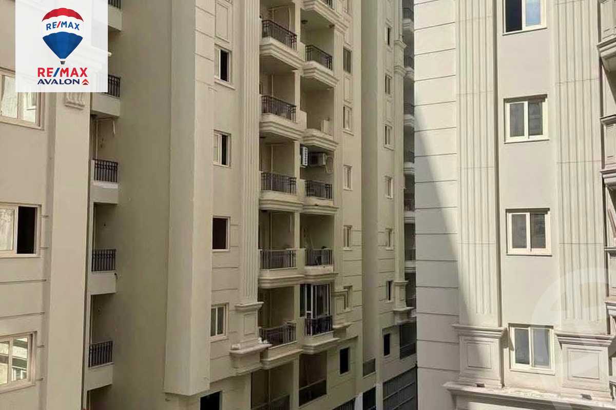 https://aqarmap.com.eg/ar/listing/5953688-for-sale-alexandria-smouha-compounds-in-smouha-valore-antoniadis-compound-el-ghonimy