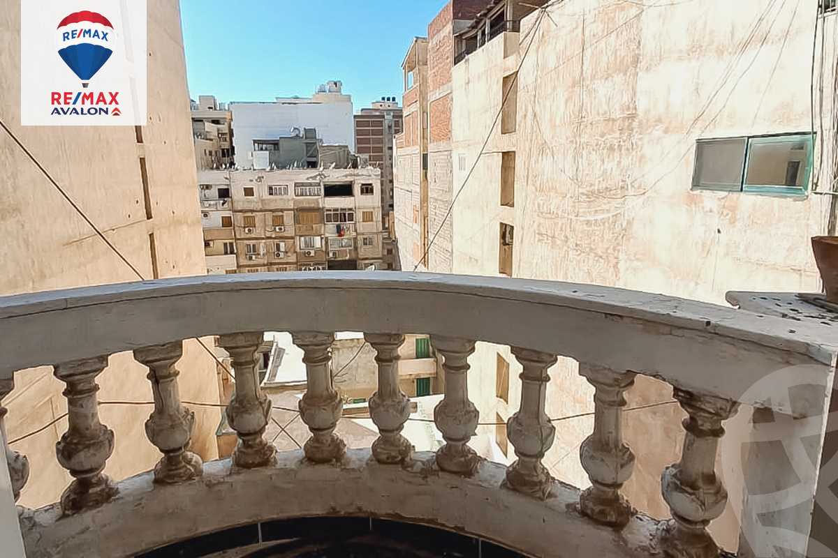 https://aqarmap.com.eg/en/listing/5962978-for-sale-alexandria-ganaklis-el-arwam-church-st