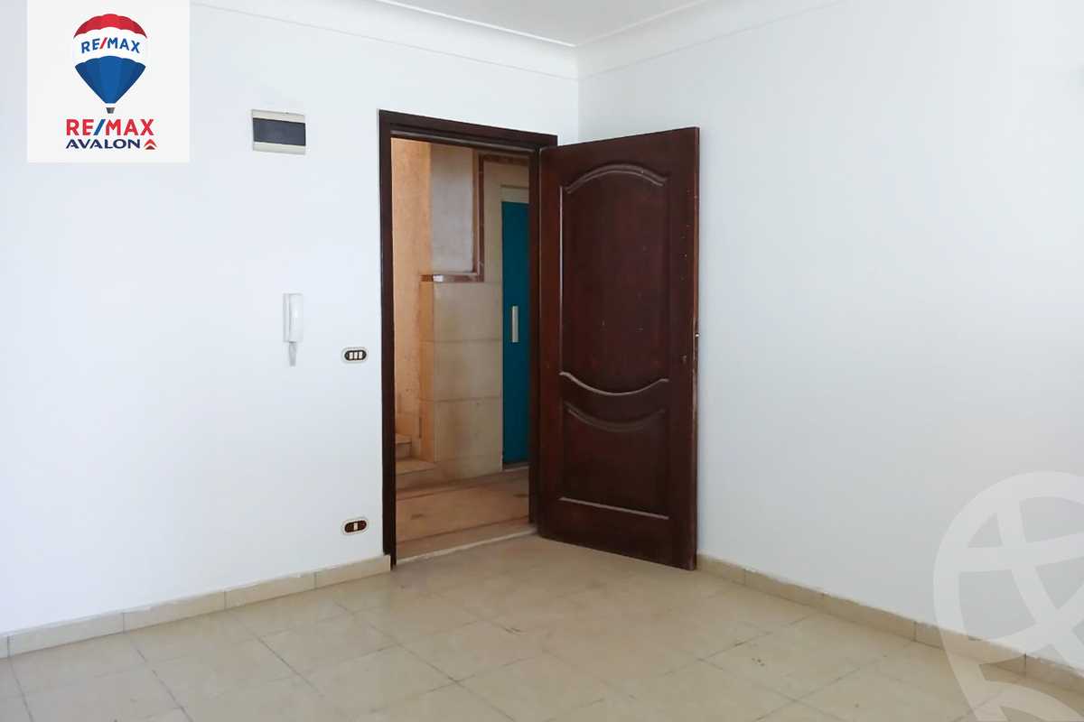 https://aqarmap.com.eg/en/listing/5963468-for-sale-alexandria-mansheya-al-gonday-al-maghool-sq