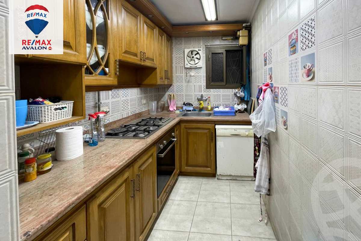 https://aqarmap.com.eg/ar/listing/5963608-for-rent-alexandria-lauran-shaarawy-st