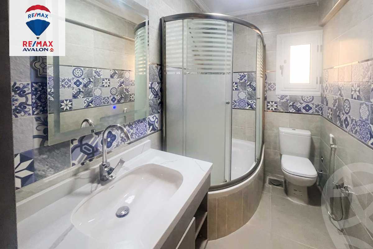 https://aqarmap.com.eg/ar/listing/5966887-for-sale-alexandria-moharram-bey-kanal-al-mahmoudeya-al-bahri-st