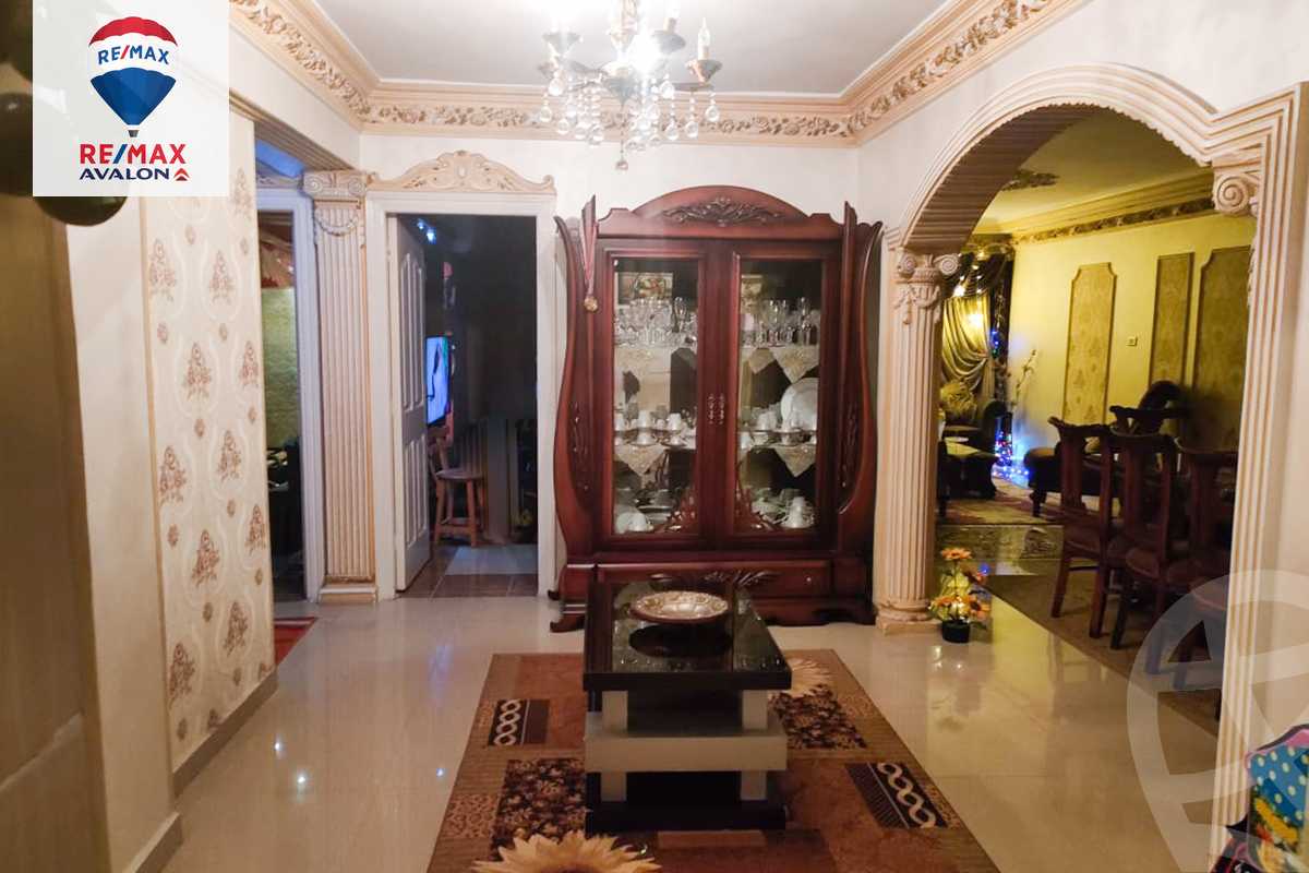 https://aqarmap.com.eg/en/listing/5970086-for-sale-alexandria-el-saraya