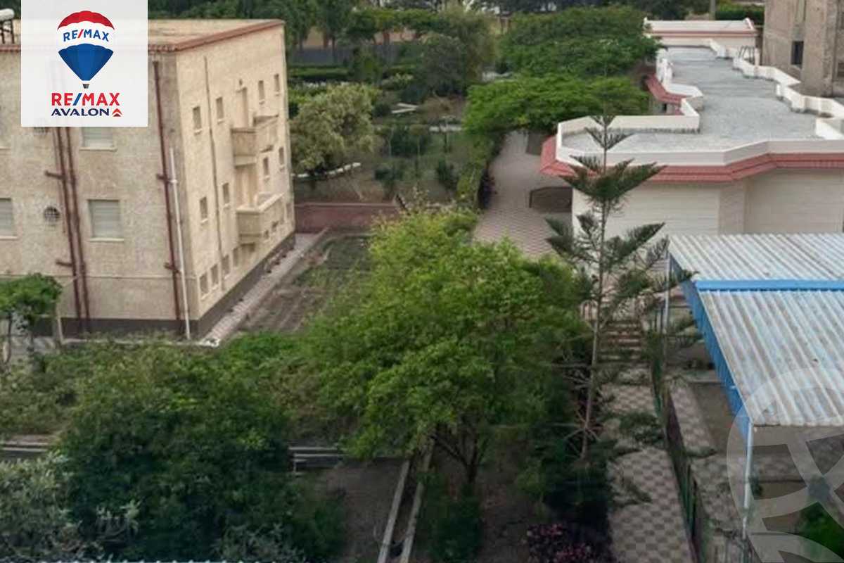 https://aqarmap.com.eg/en/listing/5976399-for-sale-alexandria-kafr-abdo-kafr-abdou-st