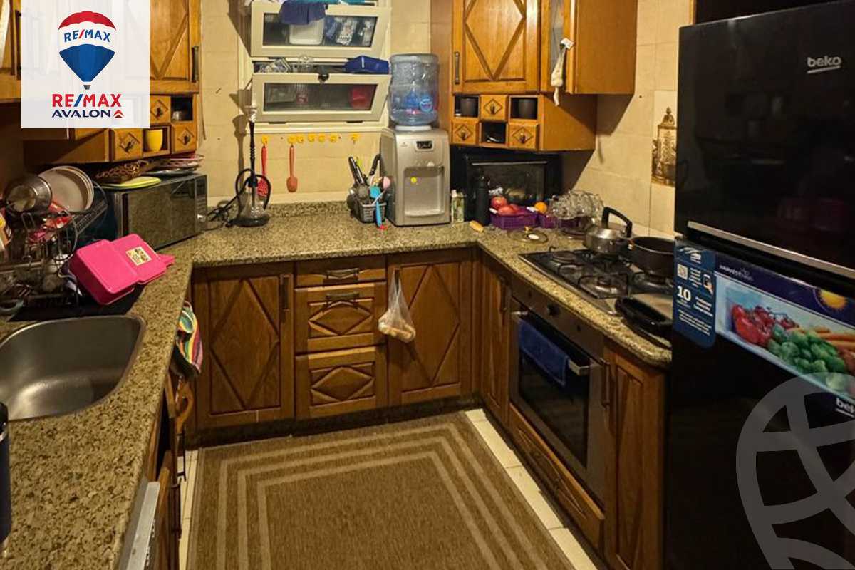 https://aqarmap.com.eg/en/listing/5976780-for-sale-alexandria-glim-mostafa-maher-st