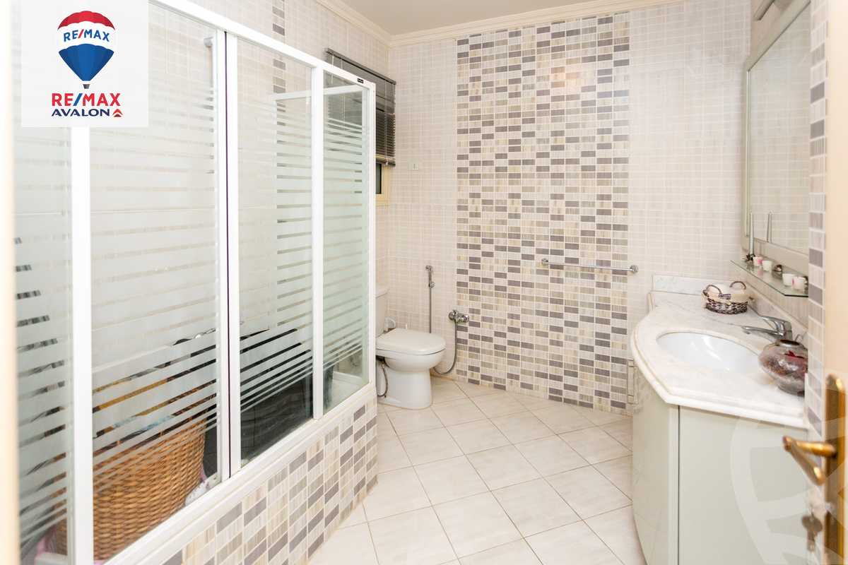 https://aqarmap.com.eg/ar/listing/5977123-for-sale-alexandria-kafr-abdo-ahmed-abd-el-aziz-st