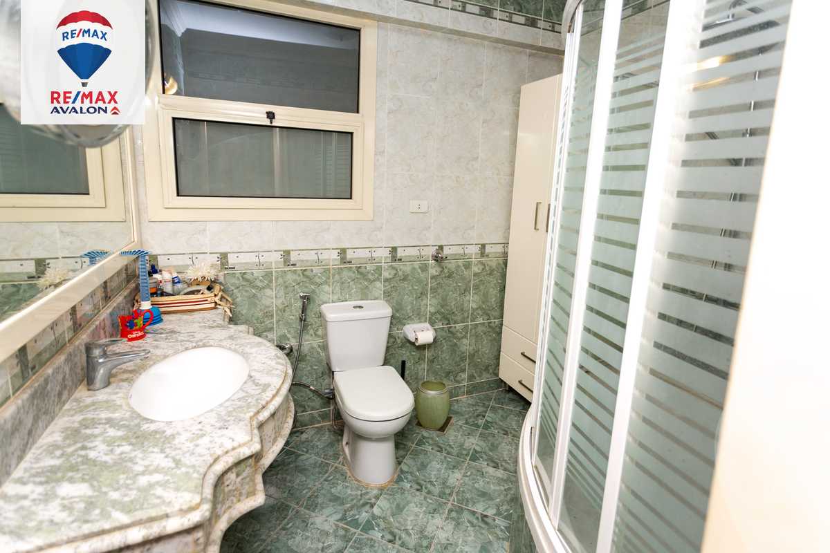 https://aqarmap.com.eg/ar/listing/5977123-for-sale-alexandria-kafr-abdo-ahmed-abd-el-aziz-st
