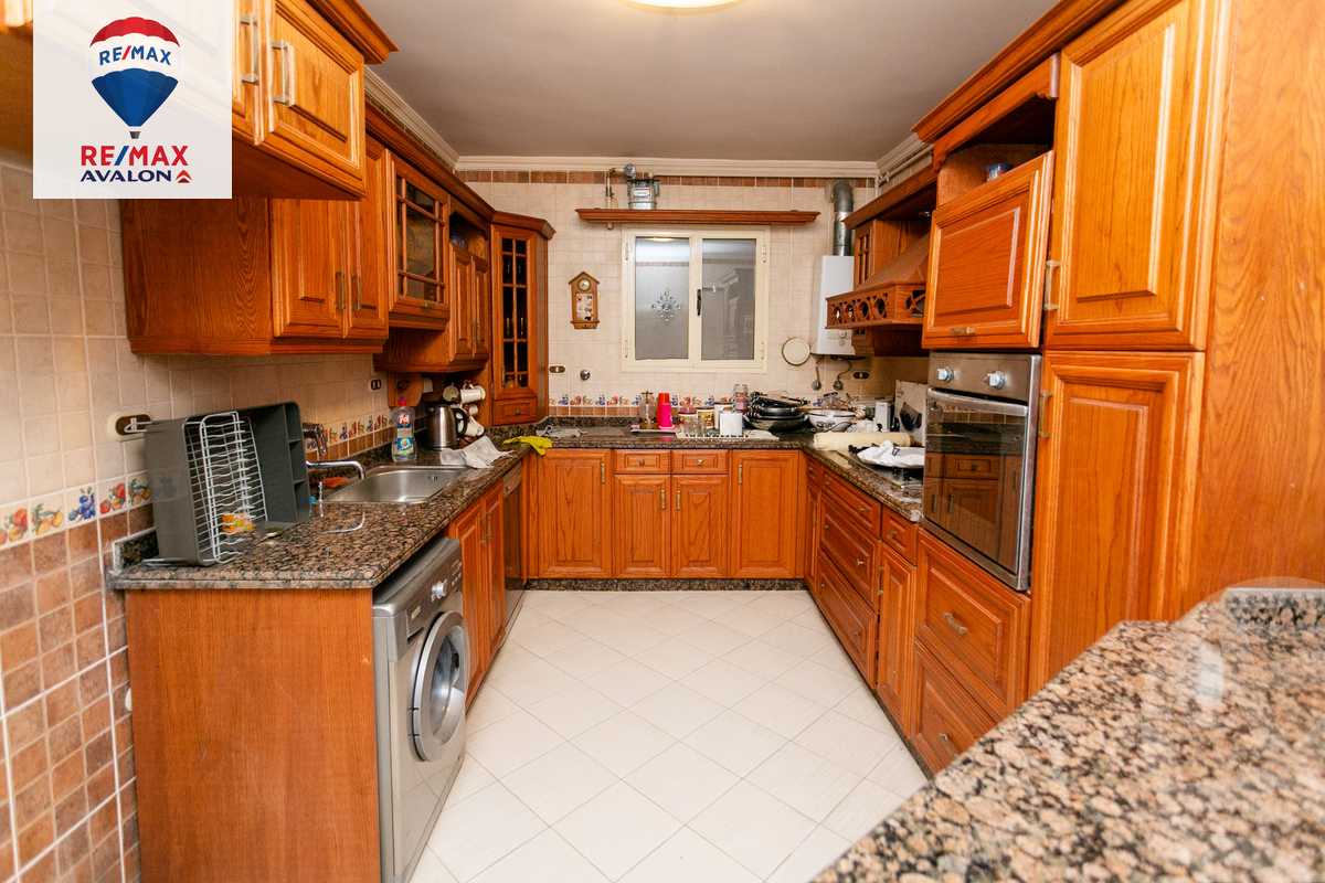 https://aqarmap.com.eg/ar/listing/5977123-for-sale-alexandria-kafr-abdo-ahmed-abd-el-aziz-st