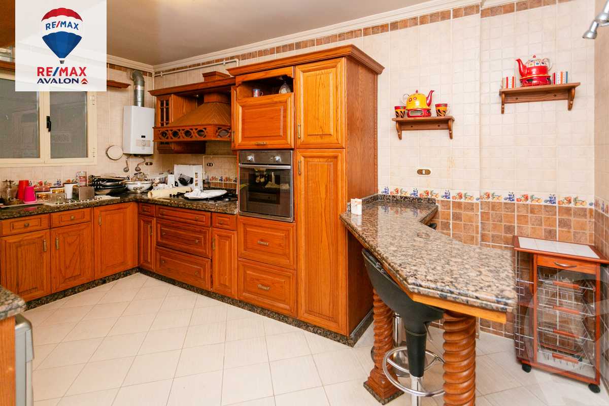 https://aqarmap.com.eg/ar/listing/5977123-for-sale-alexandria-kafr-abdo-ahmed-abd-el-aziz-st