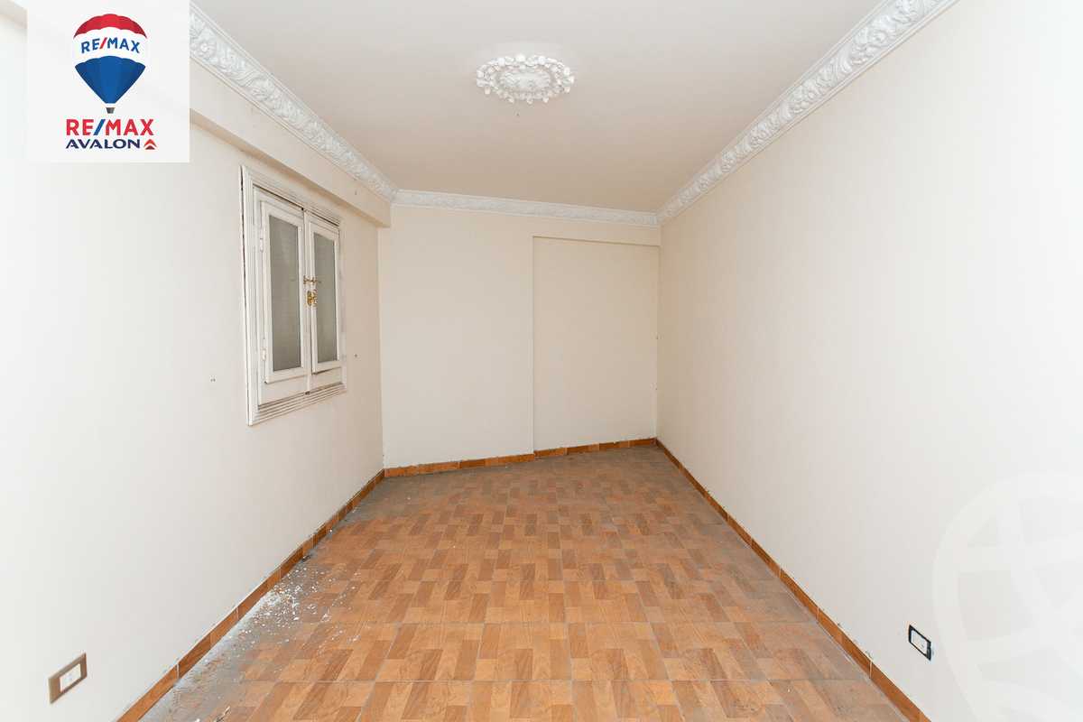 https://aqarmap.com.eg/en/listing/5983423-for-sale-alexandria-smouha-albert-al-awal-st