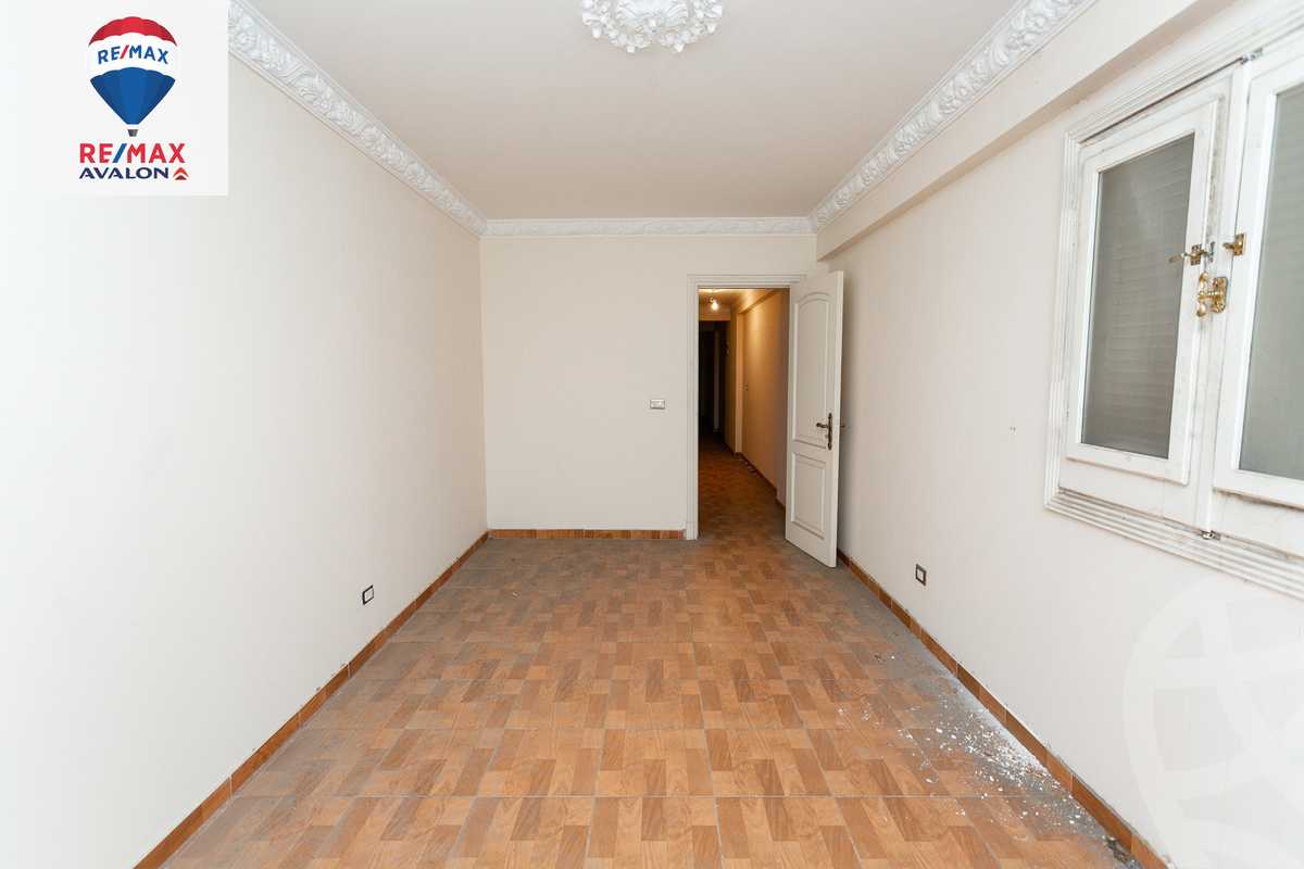 https://aqarmap.com.eg/en/listing/5983423-for-sale-alexandria-smouha-albert-al-awal-st