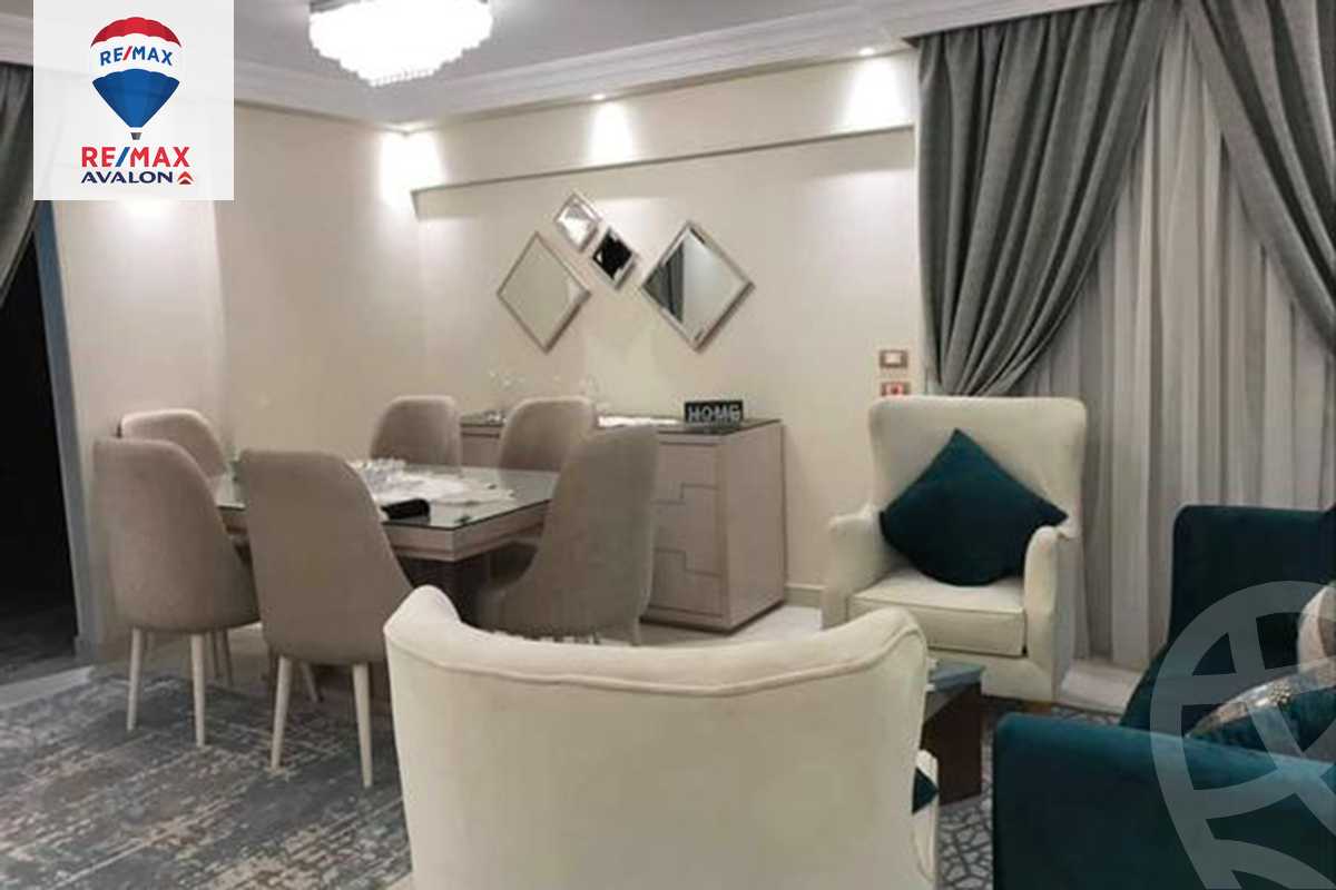 https://aqarmap.com.eg/ar/listing/5983397-for-sale-alexandria-moharram-bey-kanal-al-mahmoudeya-al-bahri-st
