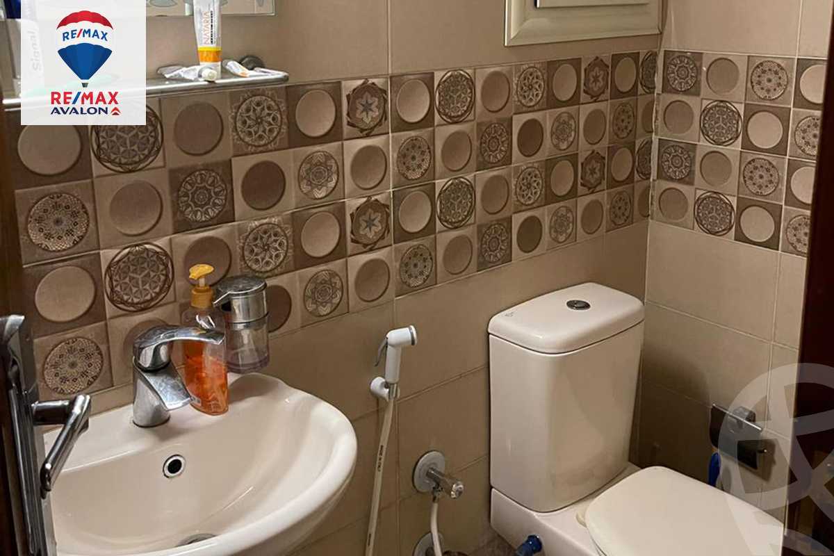 https://aqarmap.com.eg/ar/listing/5983397-for-sale-alexandria-moharram-bey-kanal-al-mahmoudeya-al-bahri-st