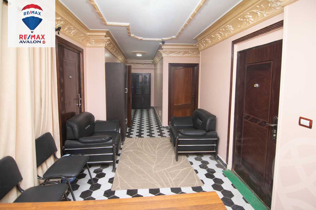 https://aqarmap.com.eg/ar/listing/5987108-for-sale-alexandria-lauran-mohammed-al-eqbal-st