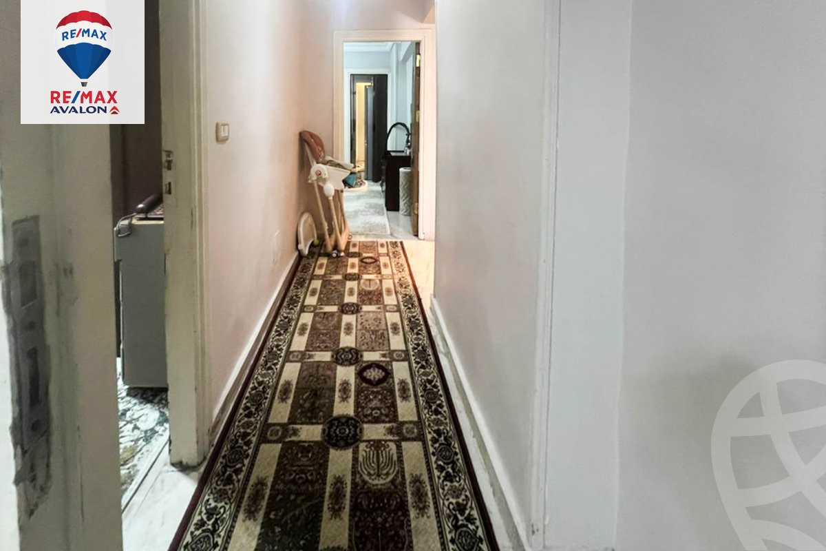 https://aqarmap.com.eg/en/listing/5988332-for-sale-alexandria-sporting-shr-bwr-s-yd
