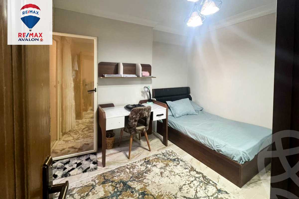 https://aqarmap.com.eg/en/listing/5988332-for-sale-alexandria-sporting-shr-bwr-s-yd