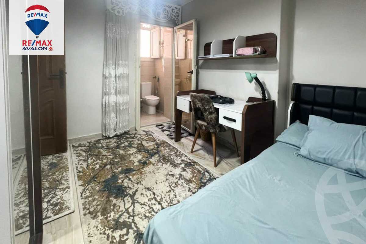 https://aqarmap.com.eg/en/listing/5988332-for-sale-alexandria-sporting-shr-bwr-s-yd