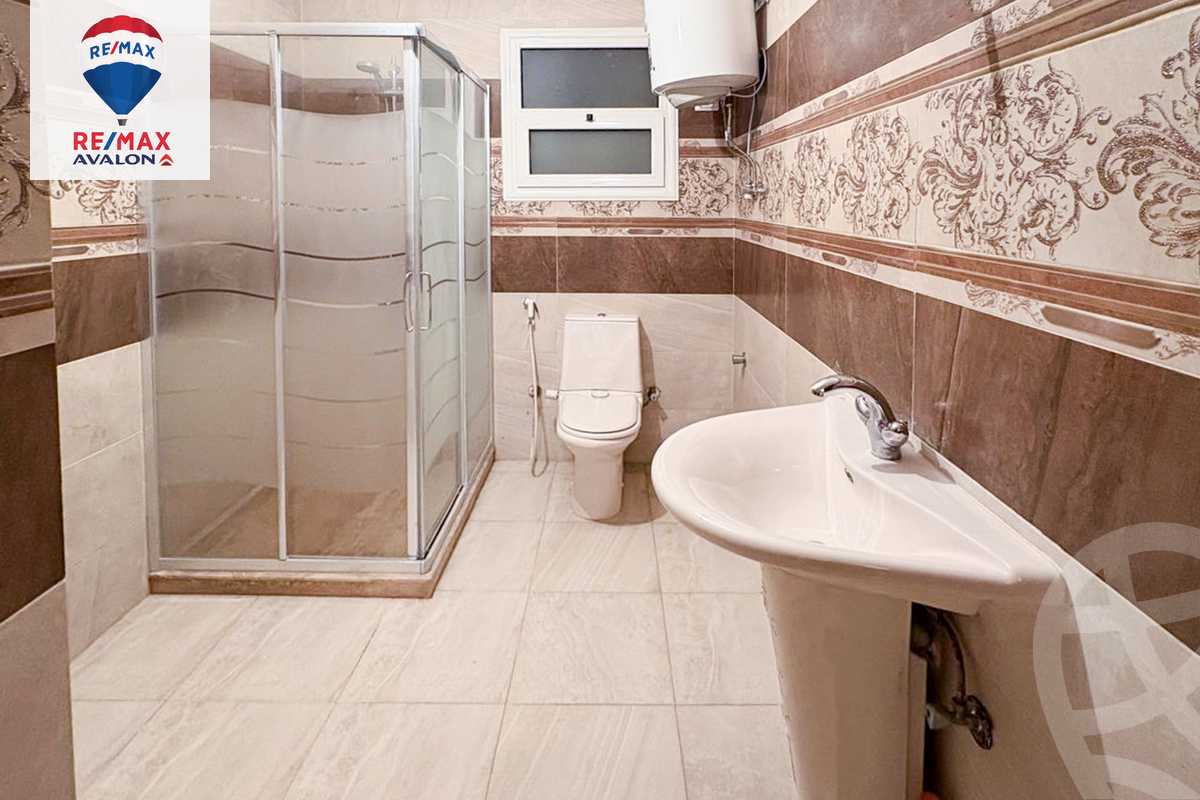 https://aqarmap.com.eg/en/listing/6000791-for-rent-alexandria-el-montazah-compounds-in-el-montazah-royal-plaza-compound-al-halawany
