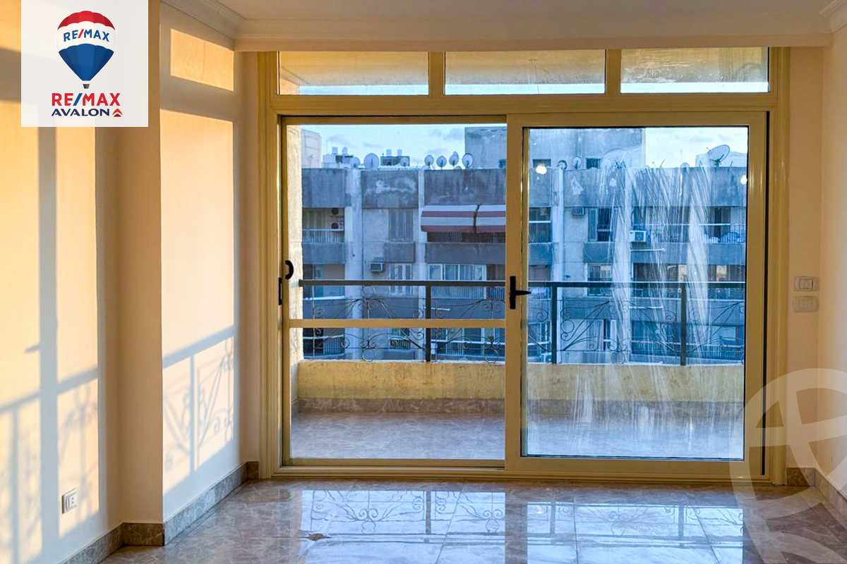 https://aqarmap.com.eg/en/listing/6000791-for-rent-alexandria-el-montazah-compounds-in-el-montazah-royal-plaza-compound-al-halawany