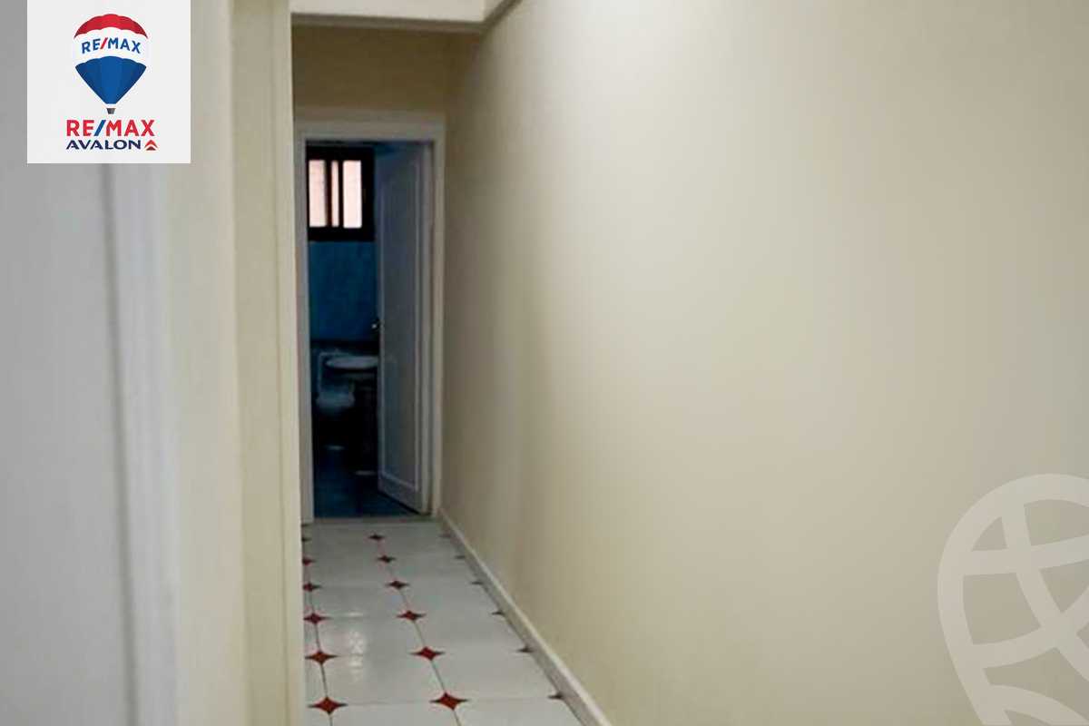 https://aqarmap.com.eg/ar/listing/6000818-for-rent-alexandria-smouha-tout-ankh-amoun-st