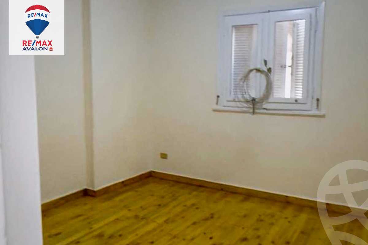 https://aqarmap.com.eg/ar/listing/6000818-for-rent-alexandria-smouha-tout-ankh-amoun-st