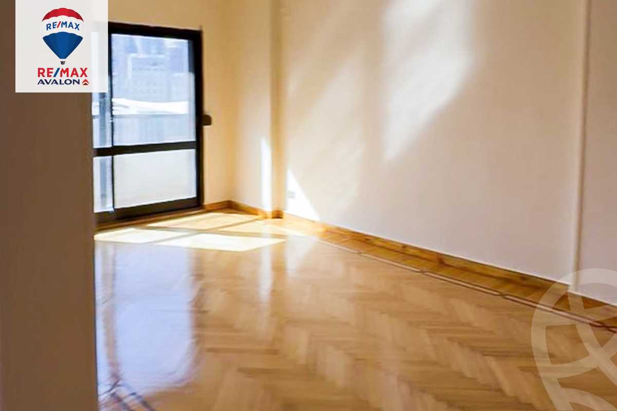 https://aqarmap.com.eg/ar/listing/6000818-for-rent-alexandria-smouha-tout-ankh-amoun-st