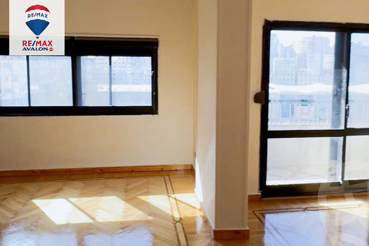 https://aqarmap.com.eg/ar/listing/6000818-for-rent-alexandria-smouha-tout-ankh-amoun-st
