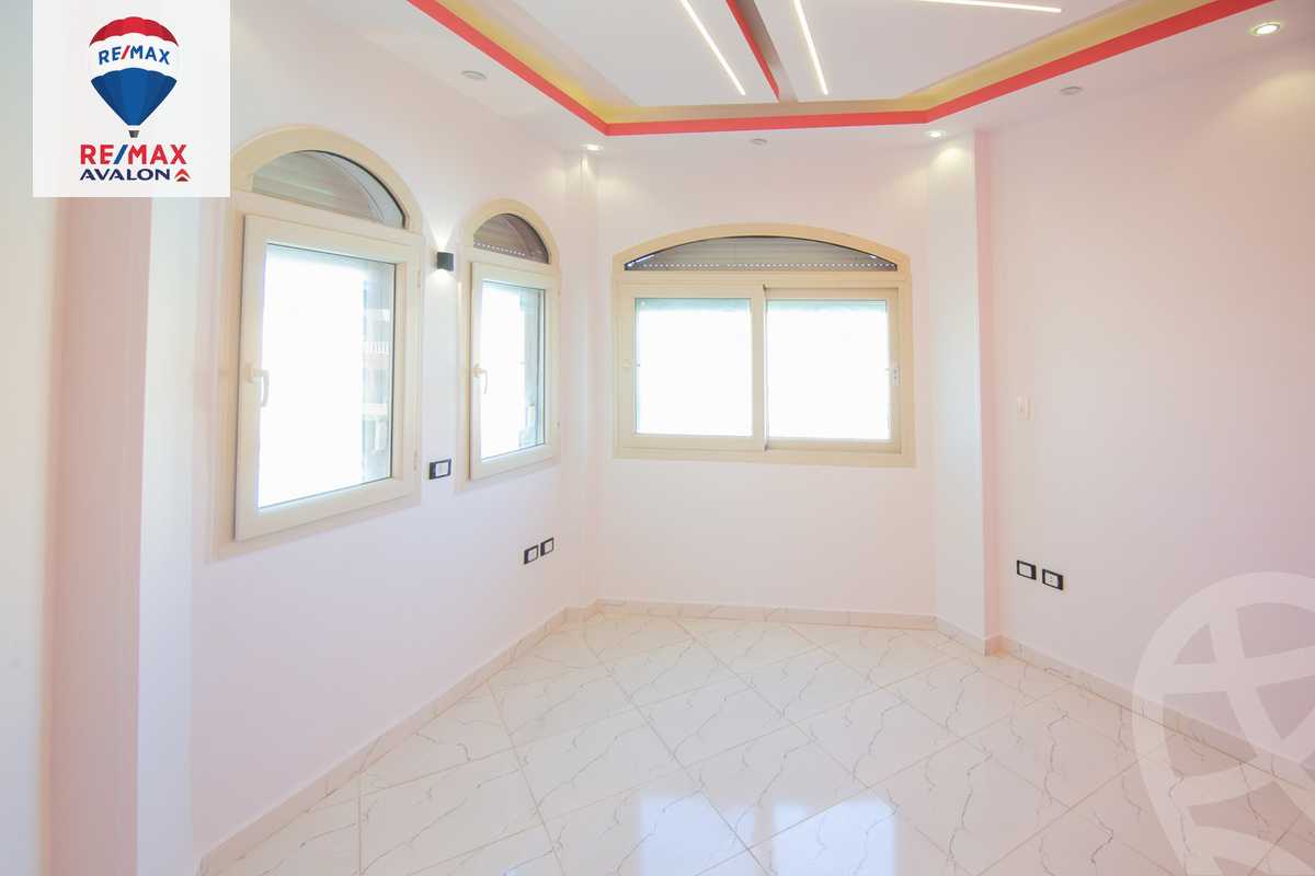 https://aqarmap.com.eg/en/listing/6003540-for-sale-north-coast-resorts-perla
