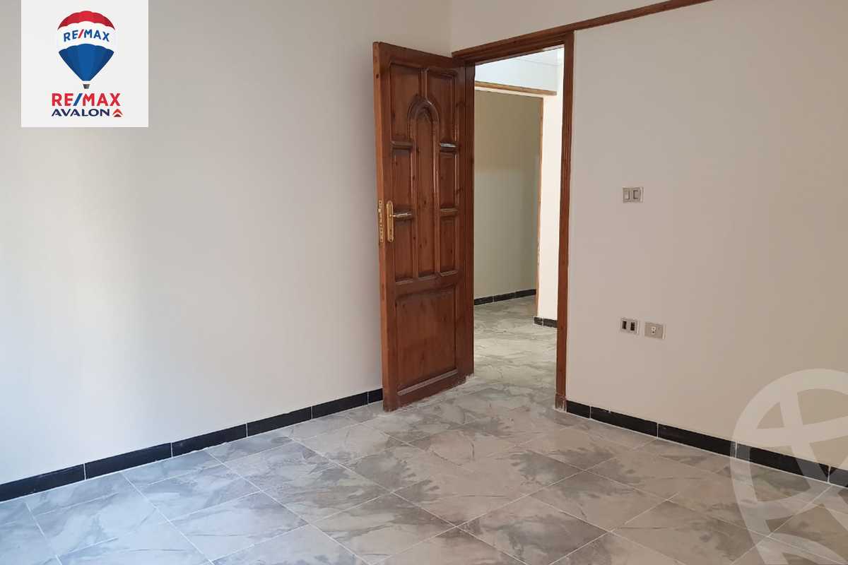 https://aqarmap.com.eg/ar/listing/6014961-for-sale-alexandria-sydy-bshr-sydy-bshr-bhry-khalil-hamada-st