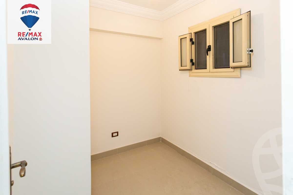 https://aqarmap.com.eg/en/listing/6017353-for-sale-alexandria-lauran-bd-lslm-rf