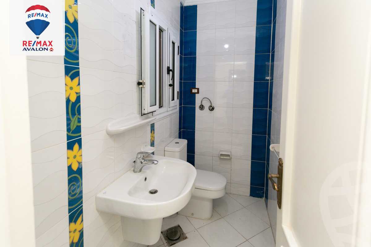 https://aqarmap.com.eg/en/listing/6017353-for-sale-alexandria-lauran-bd-lslm-rf