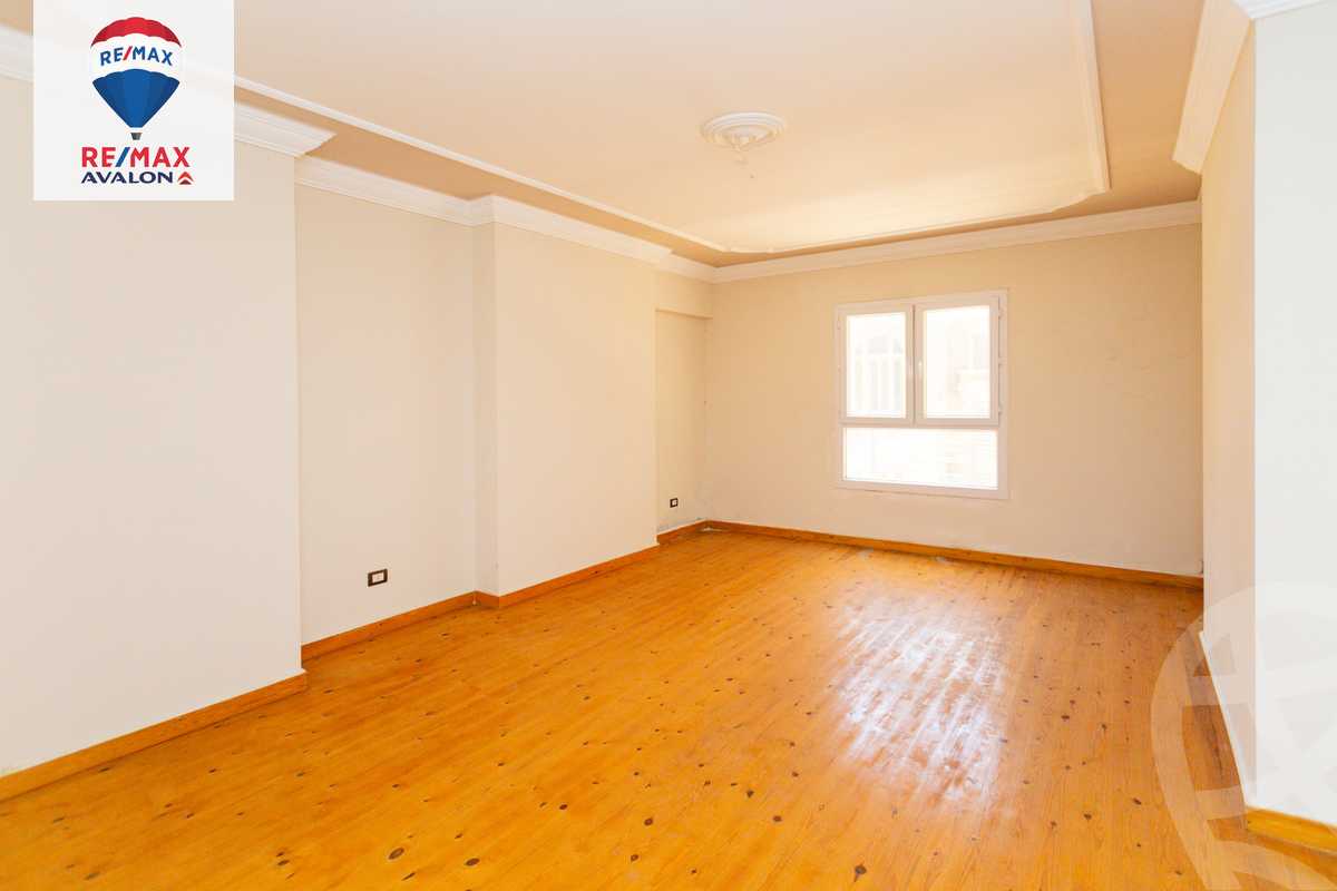 https://aqarmap.com.eg/en/listing/6017353-for-sale-alexandria-lauran-bd-lslm-rf