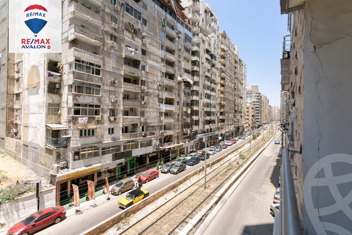 https://aqarmap.com.eg/en/listing/6017353-for-sale-alexandria-lauran-bd-lslm-rf