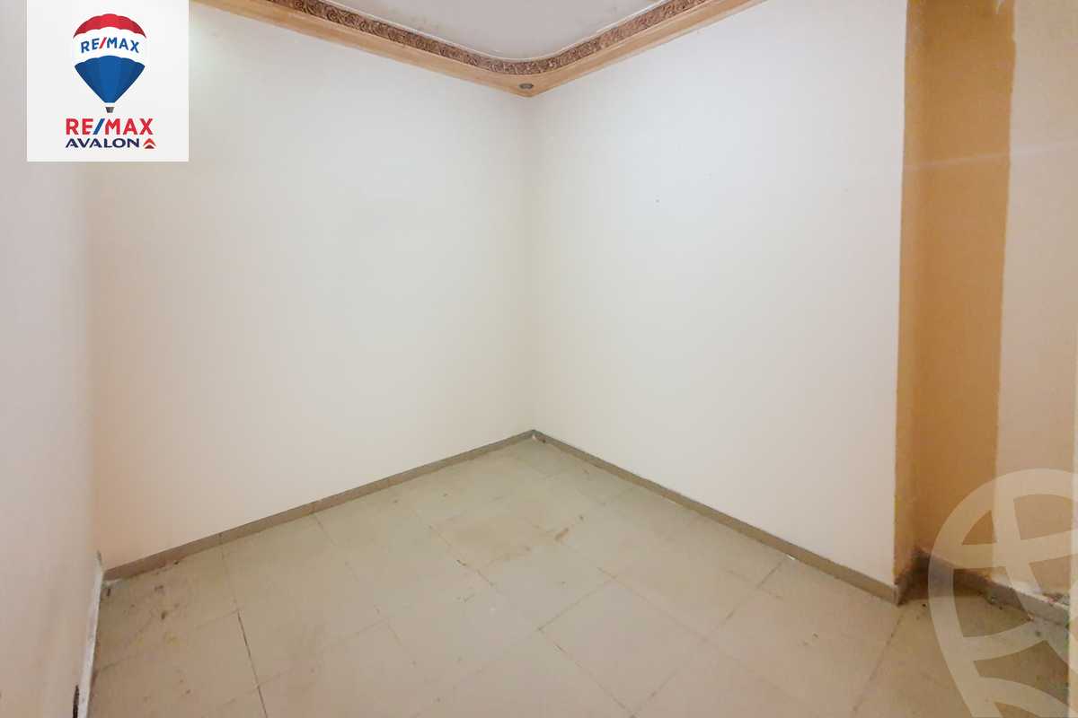 https://aqarmap.com.eg/en/listing/6020262-for-rent-alexandria-sporting-shr-bwr-s-yd