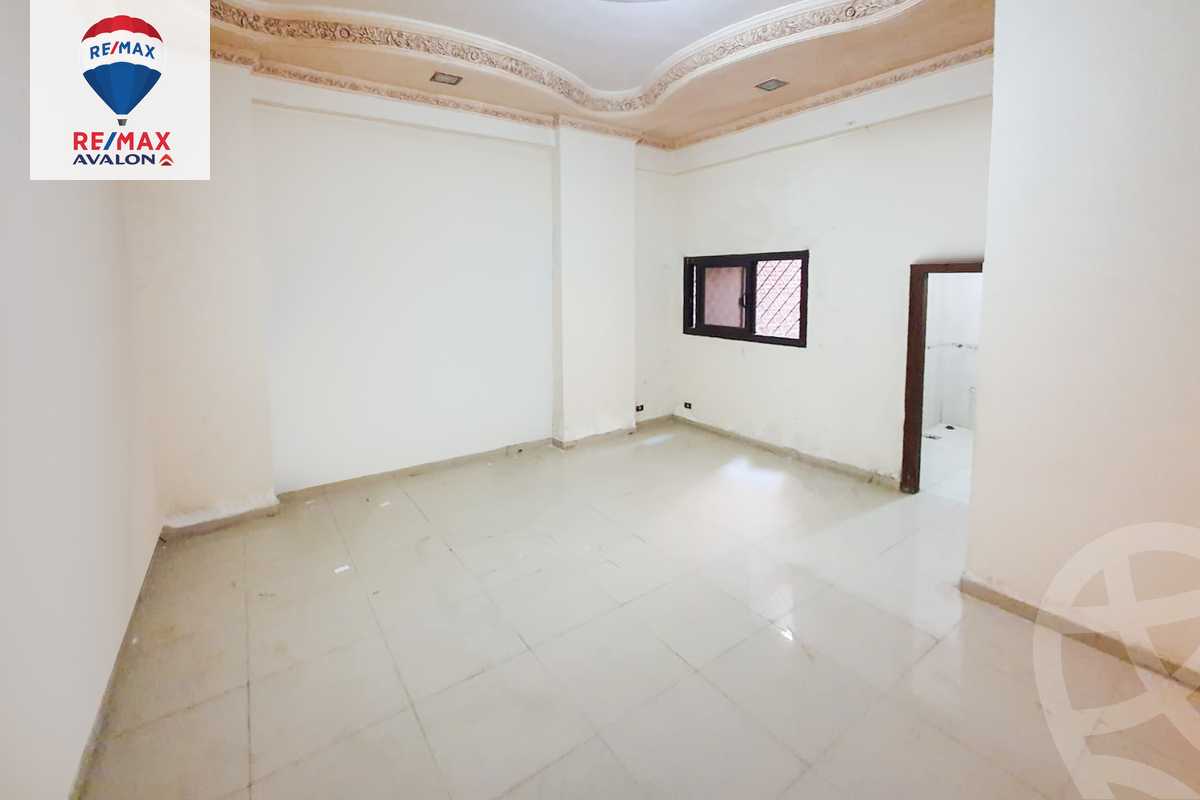 https://aqarmap.com.eg/en/listing/6020262-for-rent-alexandria-sporting-shr-bwr-s-yd