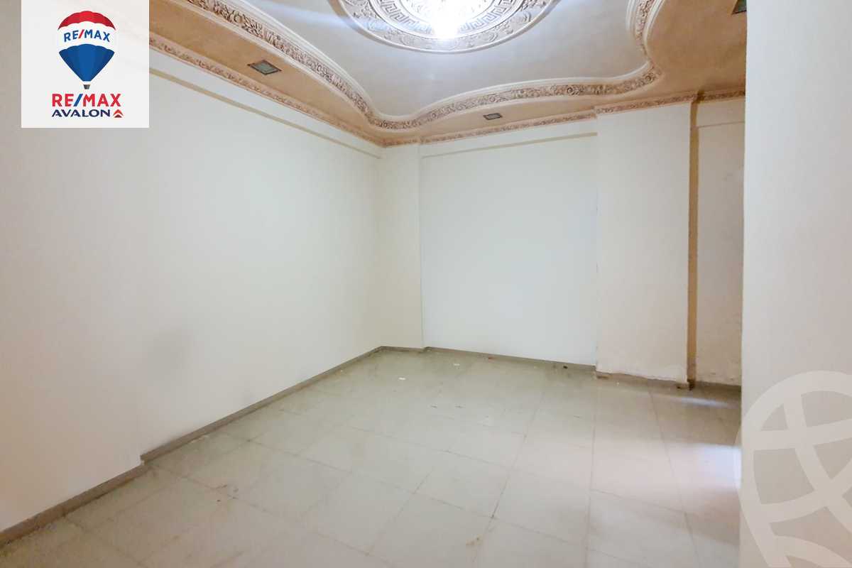 https://aqarmap.com.eg/en/listing/6020262-for-rent-alexandria-sporting-shr-bwr-s-yd