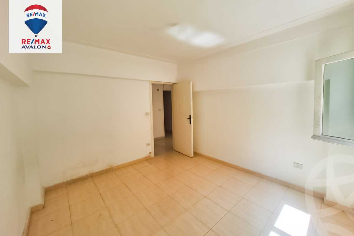 https://aqarmap.com.eg/en/listing/6029401-for-sale-alexandria-lauran-shr-bw-qyr-tryq-lhry