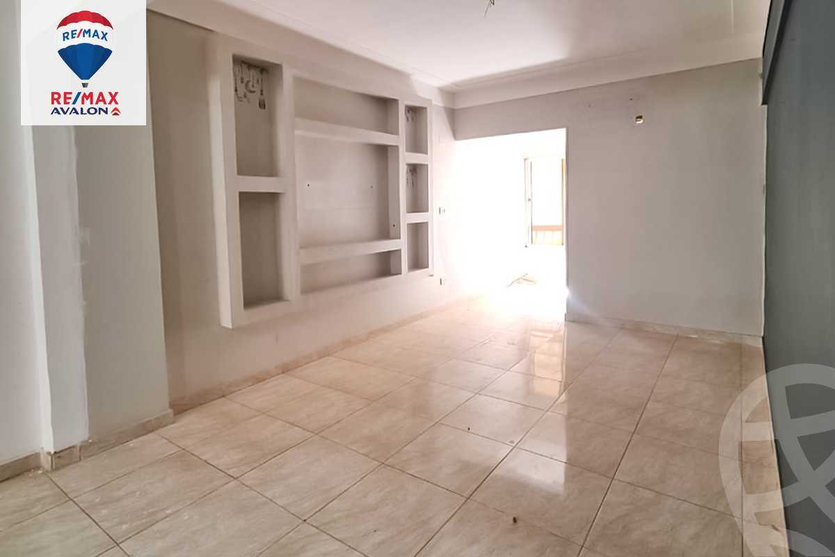 https://aqarmap.com.eg/en/listing/6029401-for-sale-alexandria-lauran-shr-bw-qyr-tryq-lhry