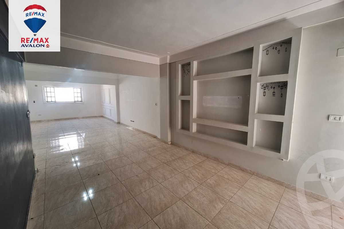 https://aqarmap.com.eg/en/listing/6029401-for-sale-alexandria-lauran-shr-bw-qyr-tryq-lhry